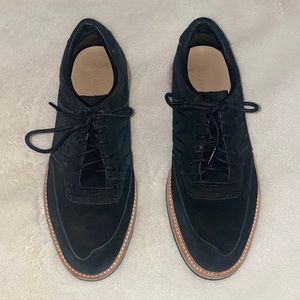 New Balance men’s shoes